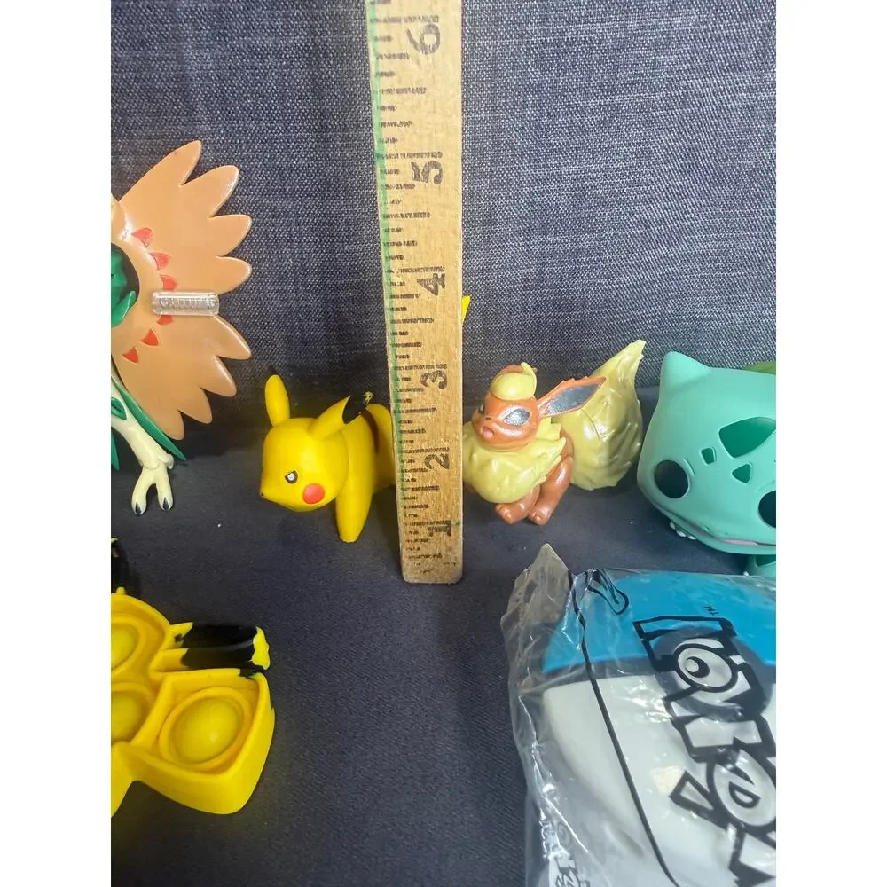 Tomy mixed pokemon